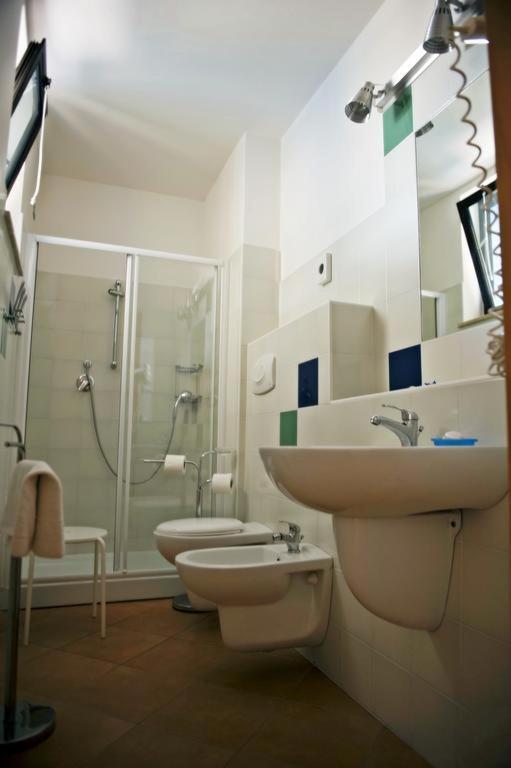 Hotel Leuco' Мартинсикуро Экстерьер фото